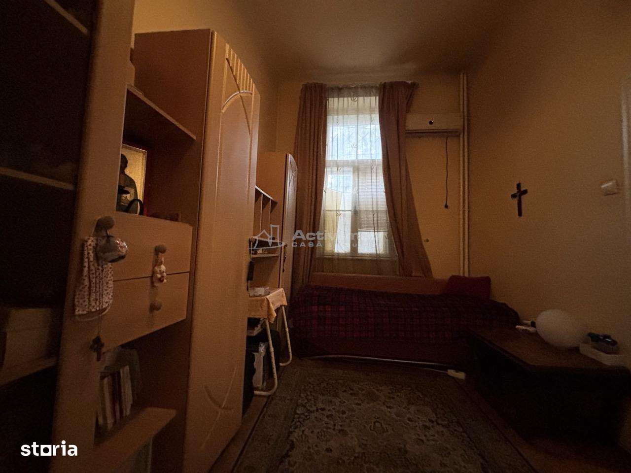 Apartament 129 mp cu vedere spre Crisul Repede si demisol independent-5