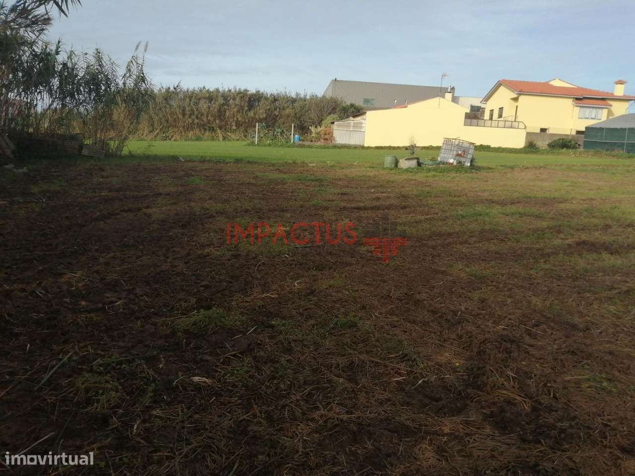 Terreno para moradias perto da praia - Grande imagem: 5/11