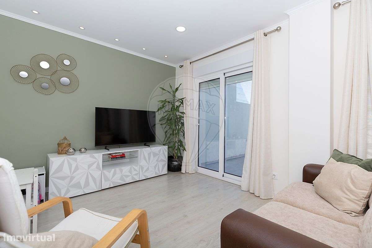 Moradia T2 para venda-8