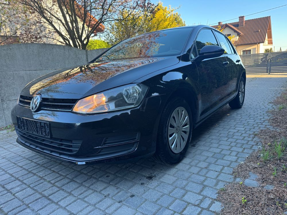 Volkswagen Golf VII 1.2 TSI Trendline 2013