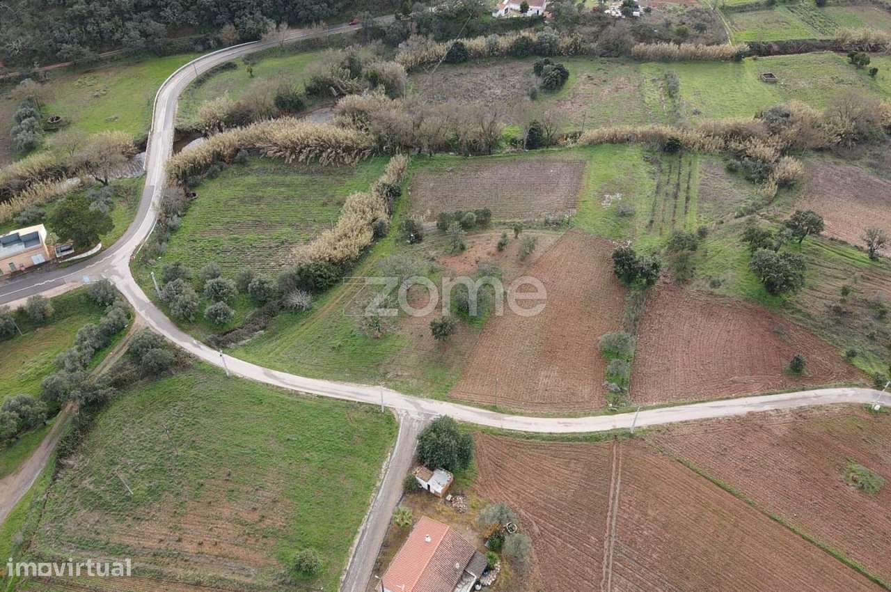 Terreno em Vale Figueira, Messines, com leito de água, 9.400 m². - Grande imagem: 2/15