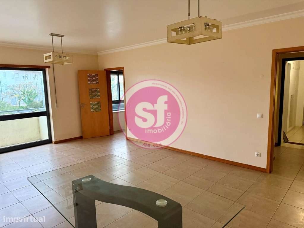 Apartamento T2 com garagem para venda! - Grande imagem: 2/15