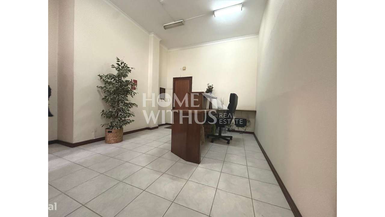 ESCRITÓRIO CENTRO DE ERMESNDE - Grande imagem: 3/21