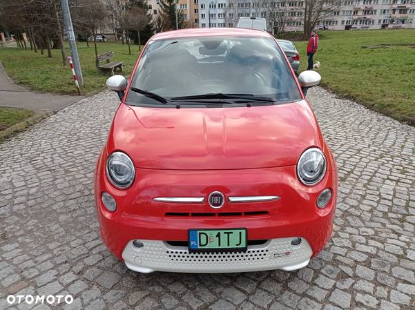 Fiat 500 (RED) - 2