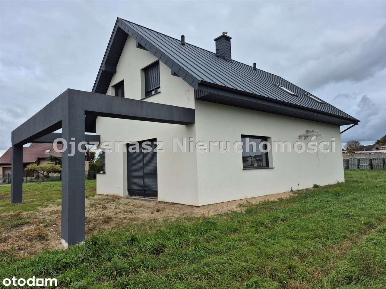 Nowy dom w Dobrczu-1