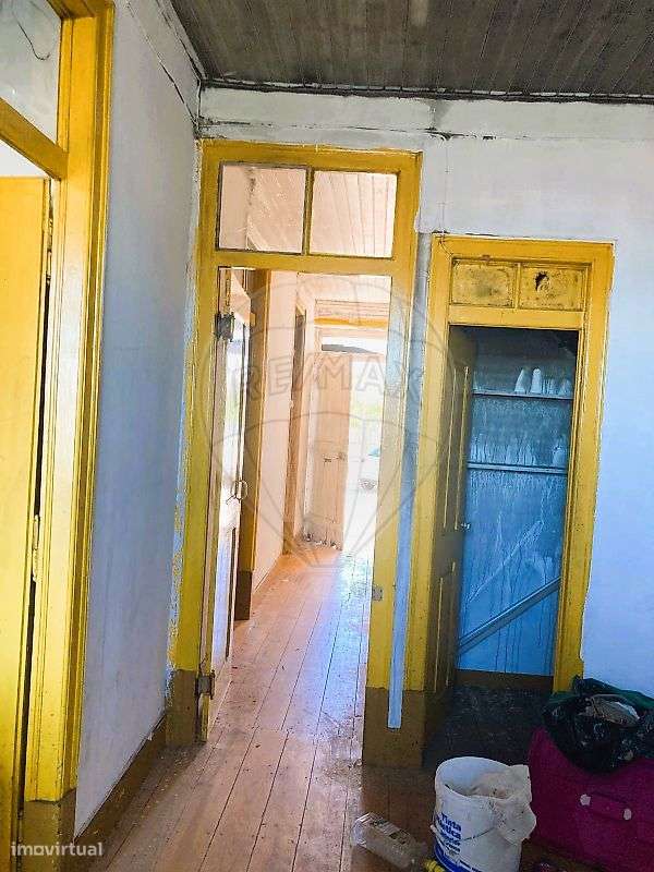 Moradia T2 para venda - Grande imagem: 2/5