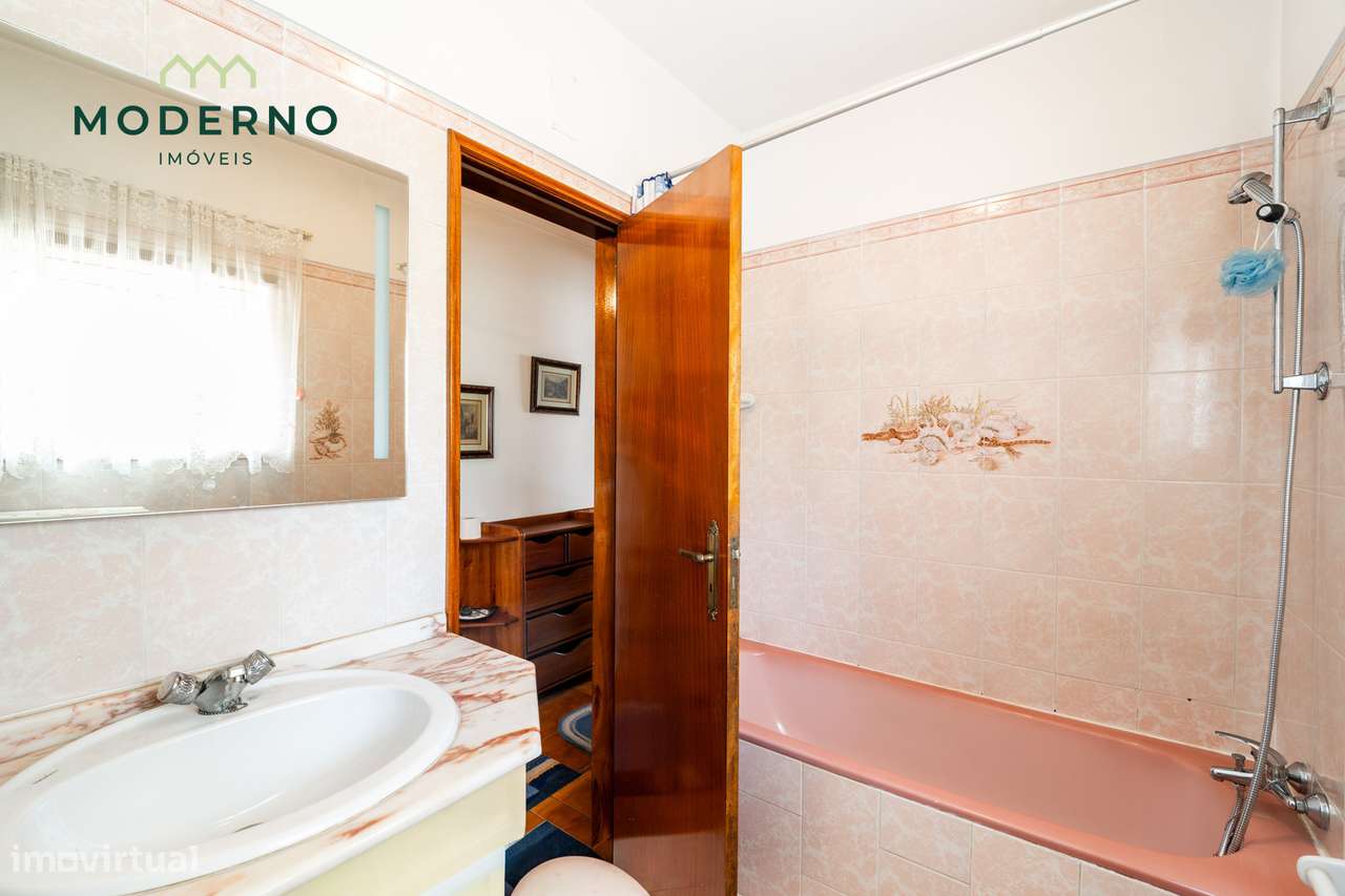 Apartamento T2 com garagem – Eiras, Coimbra-15