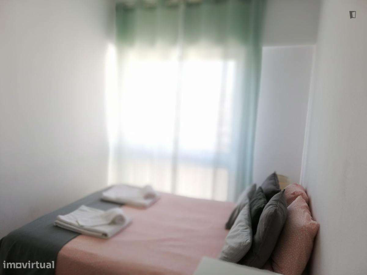 Apartamento com 1 quartos - localizado em Benfica Lisbon - Grande imagem: 4/22