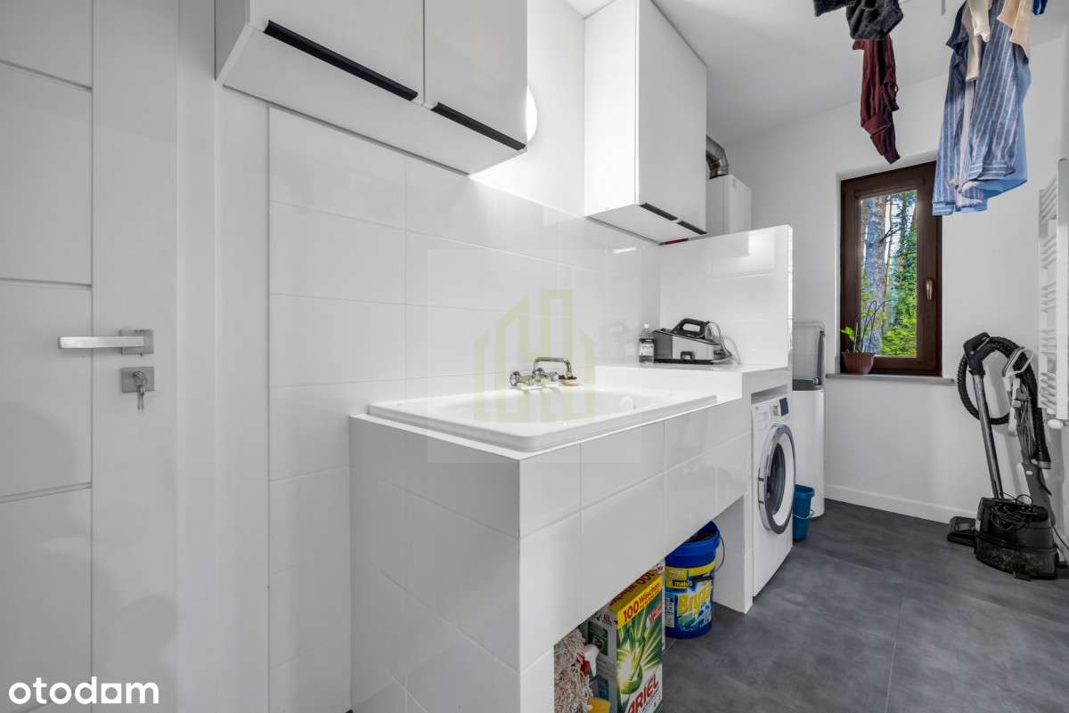 Nowoczesny dom 168,89 m² – cisza, las i przestrzeń-12