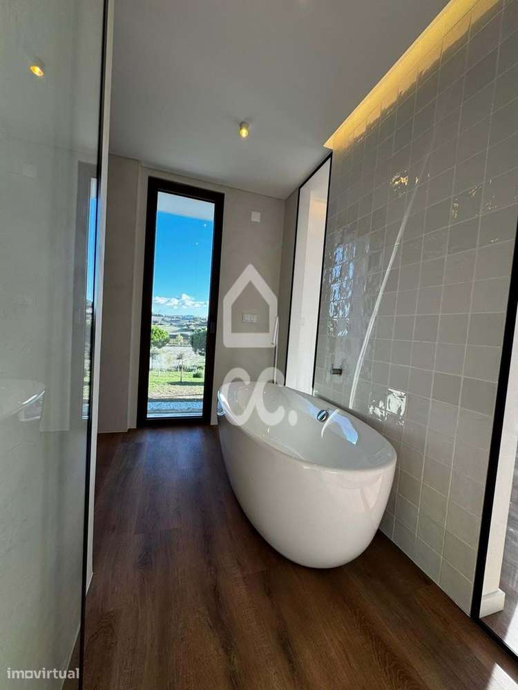 Moradia T3 em Arruda dos Vinhos – O conforto da família entre o campo-28