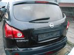 Nissan Qashqai J10 2.0D 4WD 2008 r. na części - 3