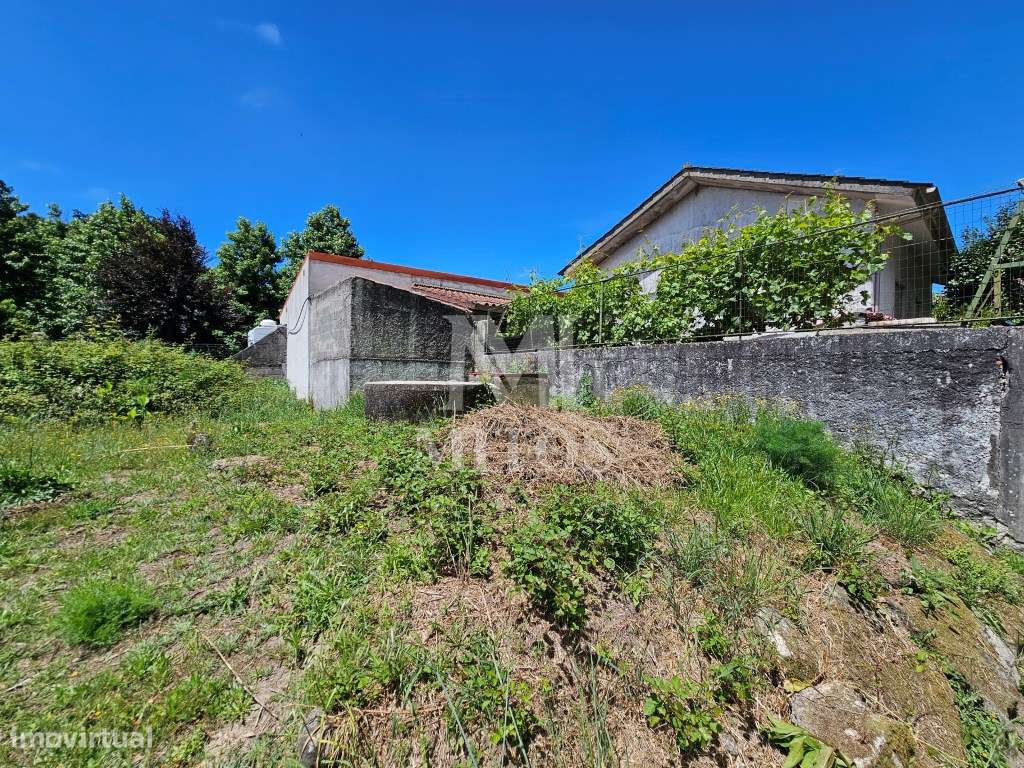 Moradia T3 para venda em Samonde-23
