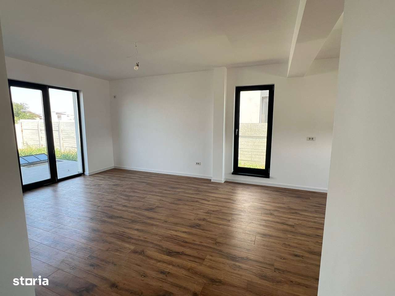 Vila individuala - 5 camere - 3 bai - beci- Teren 330 mp - Imagine principală: 4/20