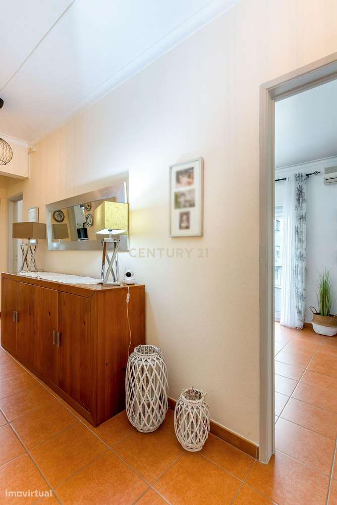 T2 Remodelado - Torre da Marinha 1 andar - Grande imagem: 5/29