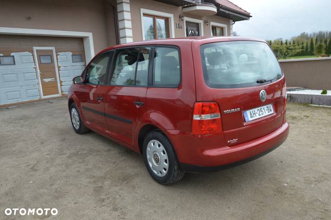 Volkswagen Touran 1.9 TDI Basis - 2