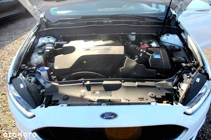 Ford Mondeo 2.0 TDCi ST-Line PowerShift - 39