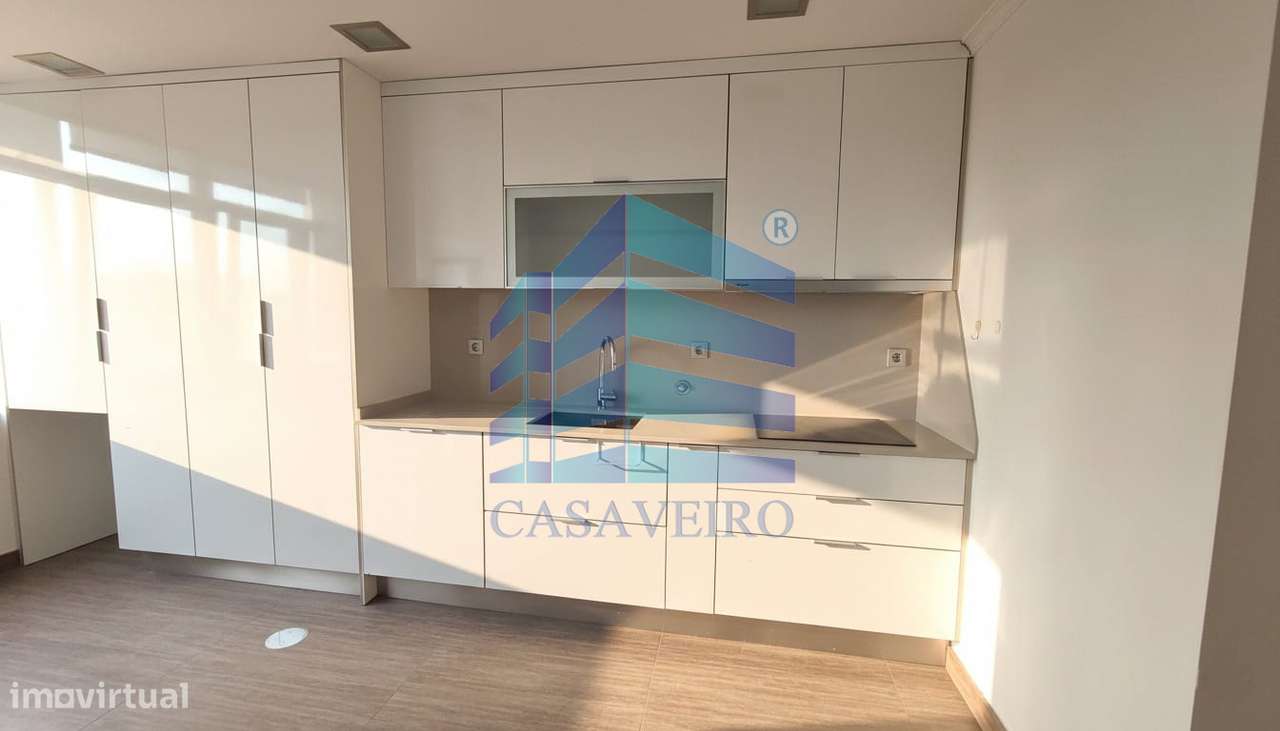 Apartamento T2 na Avenida Lourenço Peixinho em Aveiro-2