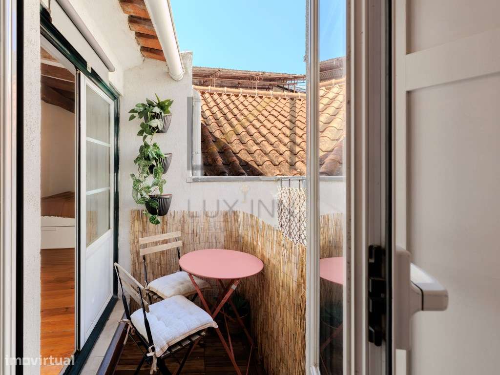 Apartamento T2 em Alfama, excelente localização-6