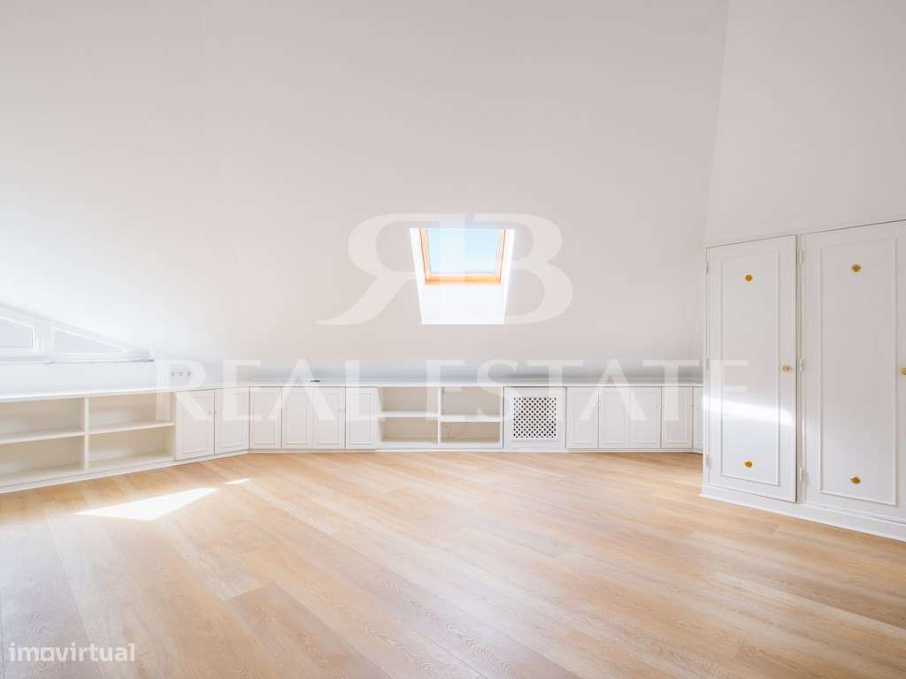 Moradia T4 tipo Chalet, com jardim, piscina e anexo T1 - Monte Esto...-43