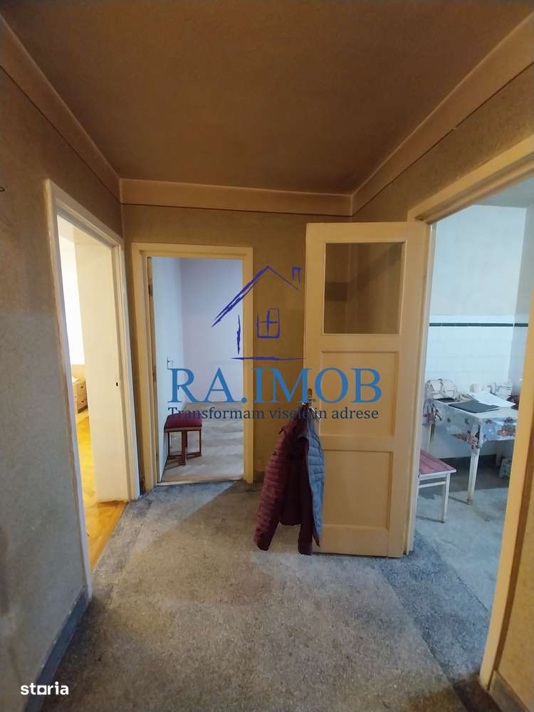 Apartament 3 camere, et 3/4, Constantin Brezeanu - 60000 euro-10