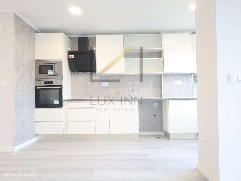 T2 com elevador e arrecadação - Figueirinha / Oeiras - Grande imagem: 4/32