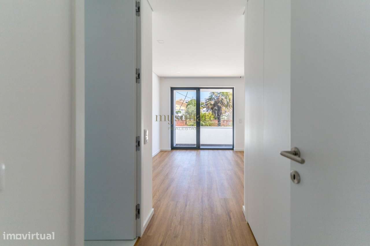 Moradia geminada T4 - Canidelo, Gaia-19