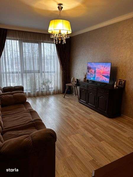 Inchiriez ap. 2 camere, Iasi, loc de parcare inclus - Imagine principală: 5/8