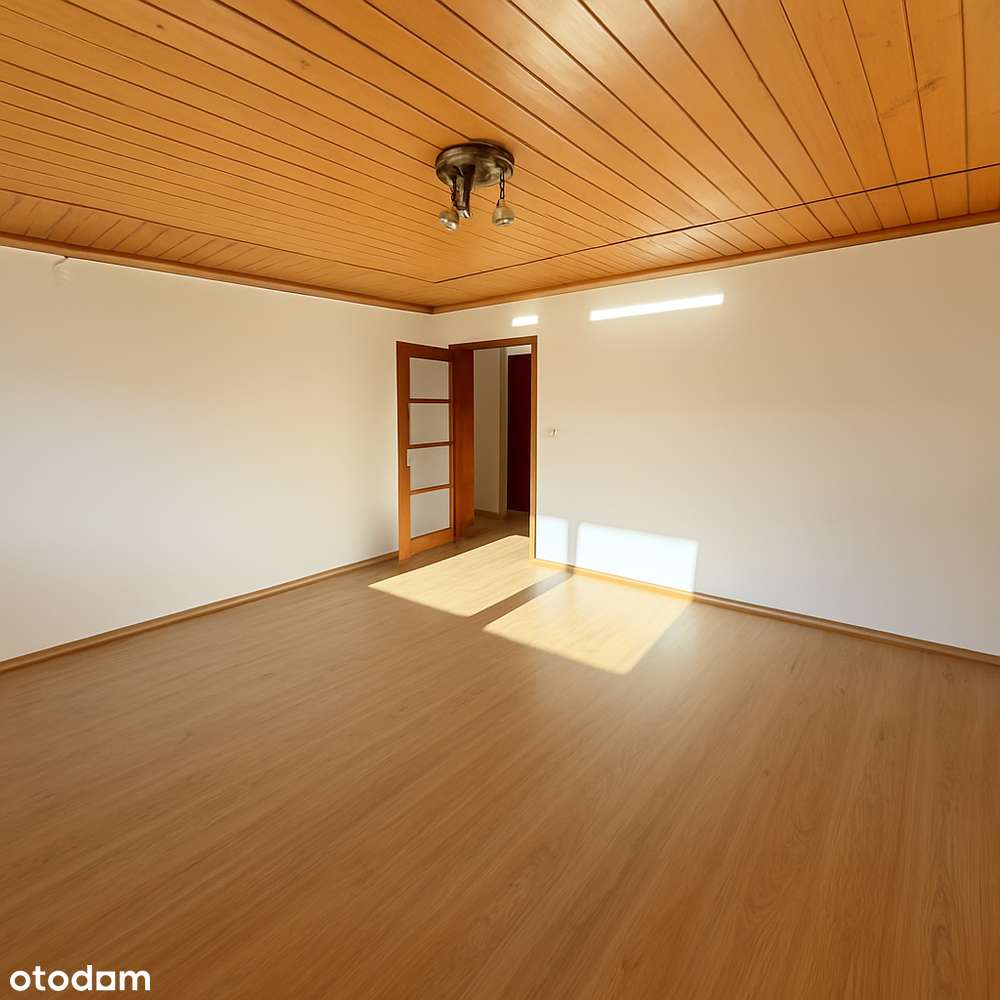 Dom wolnostojący z czterema kondygnacjami, garażem oraz działką-11