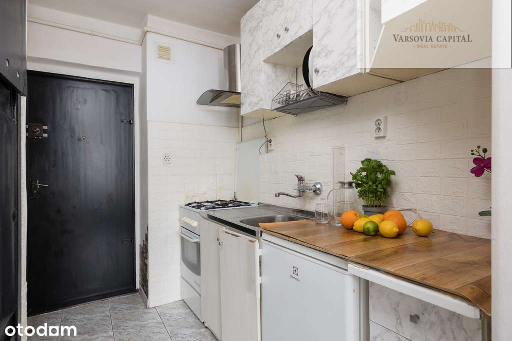 20 m kawalerka ścisłe centrum metro Świętokrzyska!-2