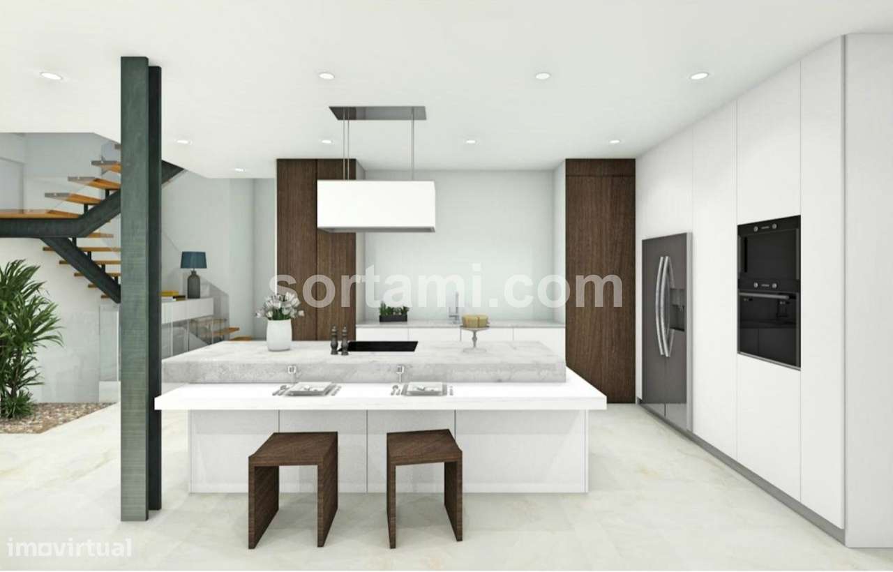 Moradia Geminada T4+1 Venda em Quarteira,Loulé - Grande imagem: 3/19