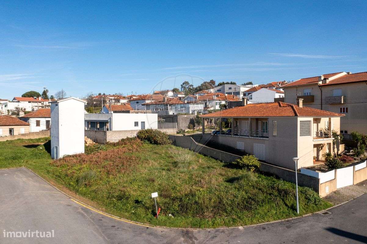 Terreno  para venda - Grande imagem: 2/19