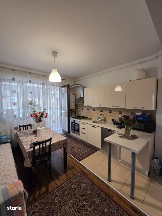 Apartament 3 camere