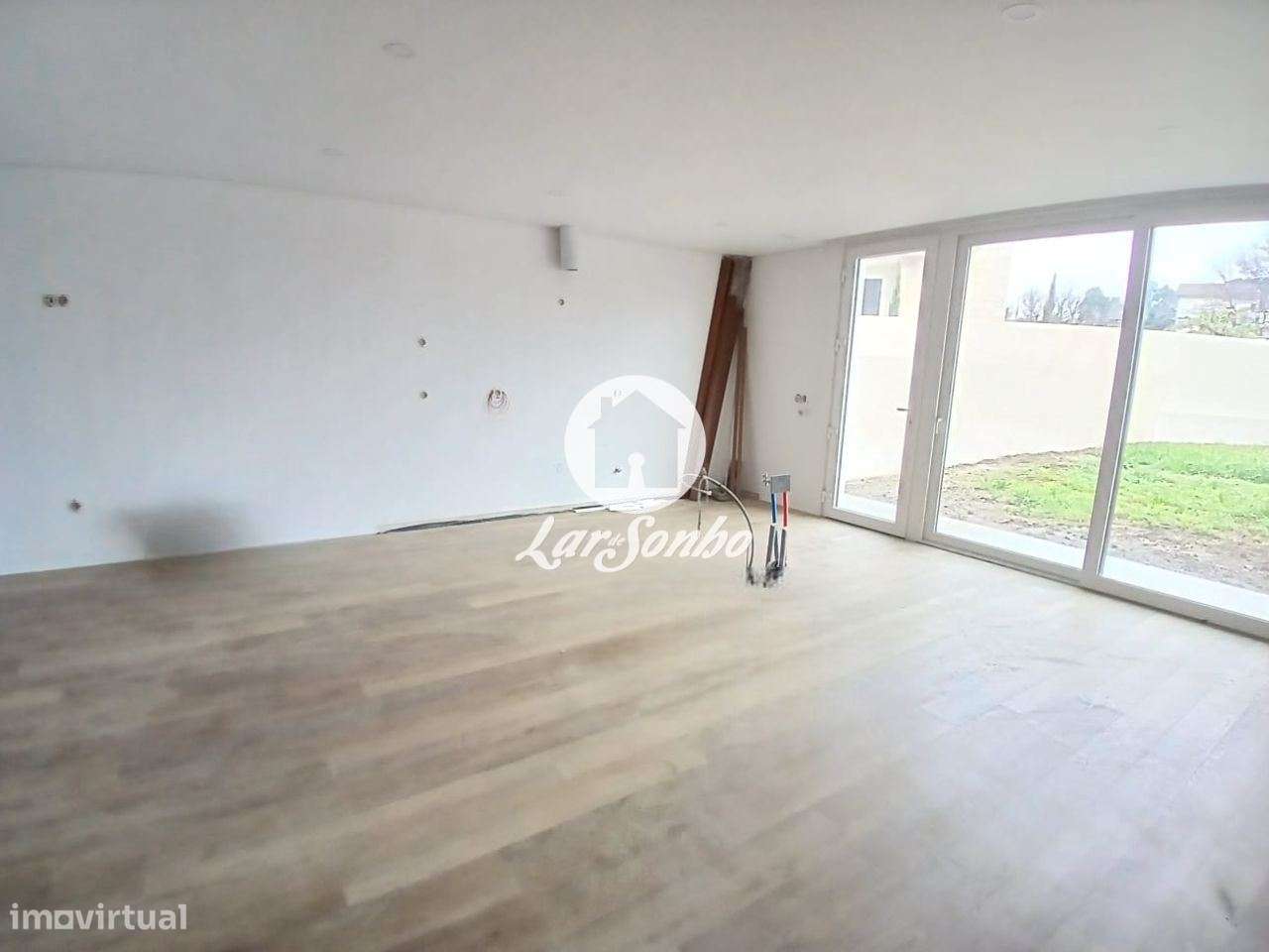 Moradia em Barcelos - Grande imagem: 3/31