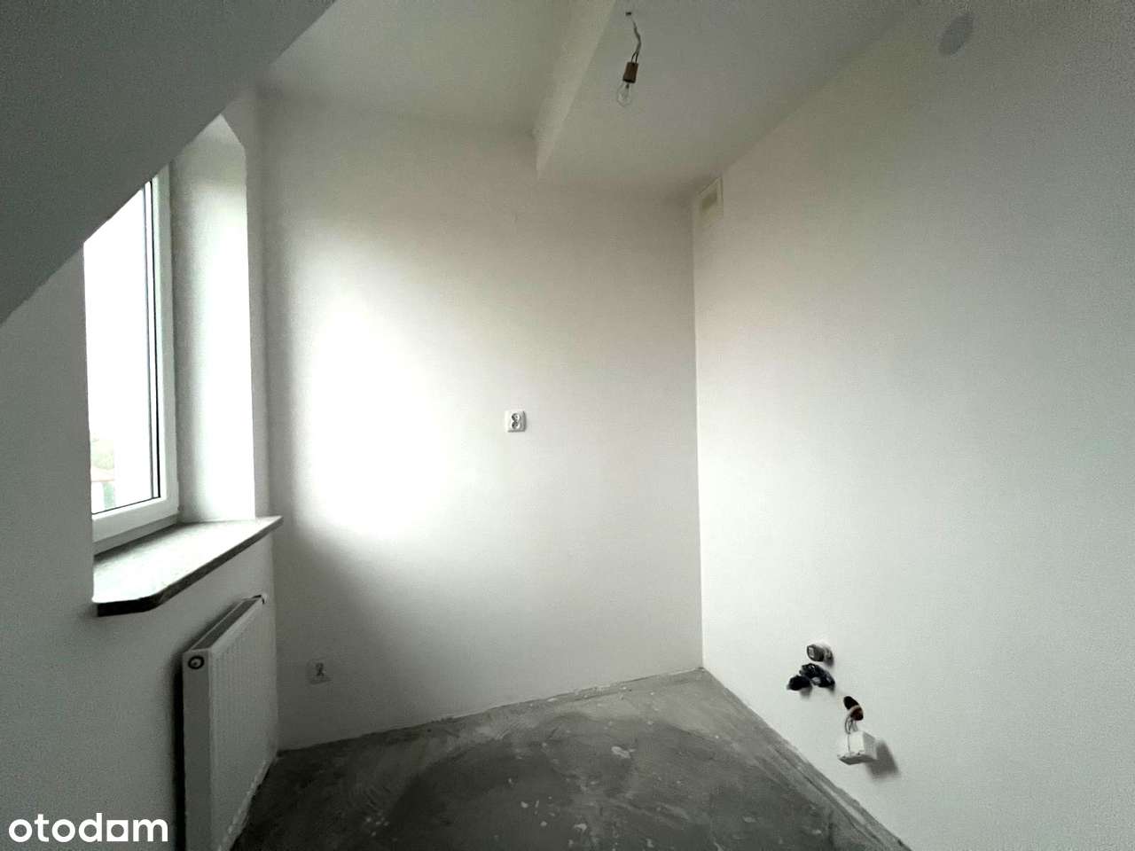 Kawalerka na Zaciszu || m. parkingowe || wyremontowany budynek z 2003-1