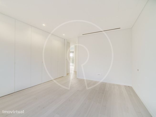 Moradia T5 com piscina em Cascais-18