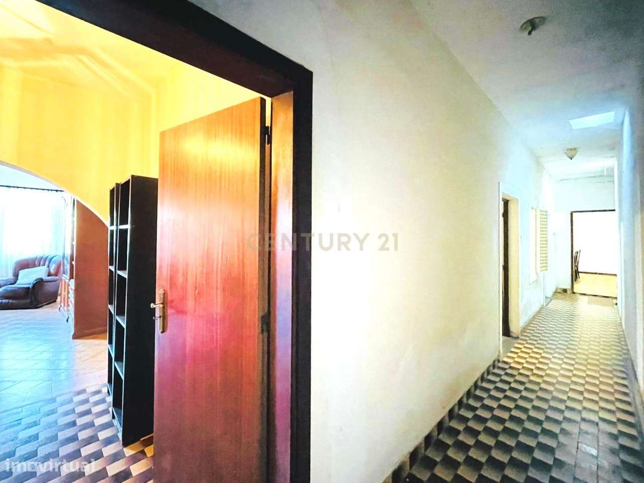 Moradia T3 Térrea em Santo António – Próximo ao Madeira Shopping-15