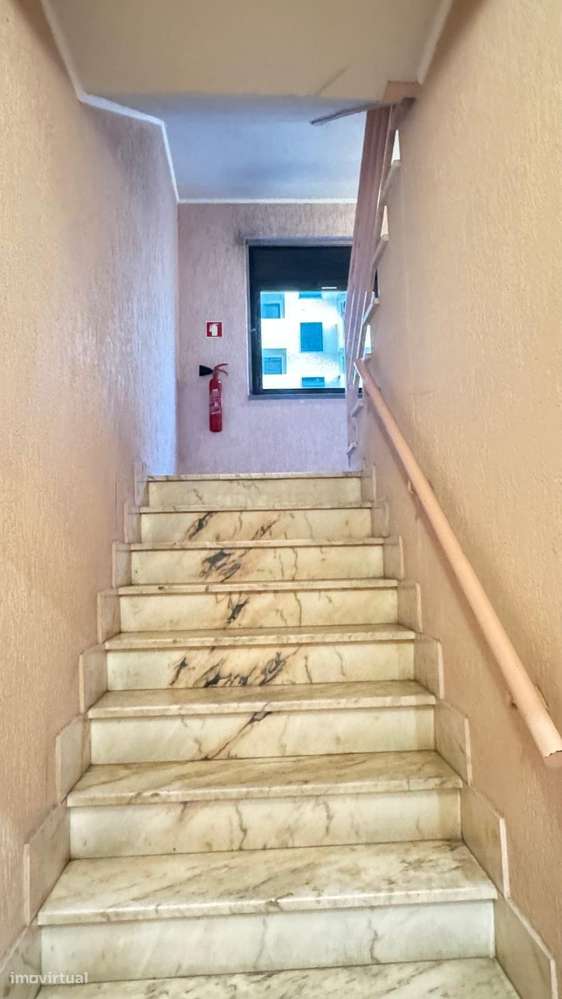 Apartamento T2 em Odivelas- Qta Nova  - Excelente Localização-14