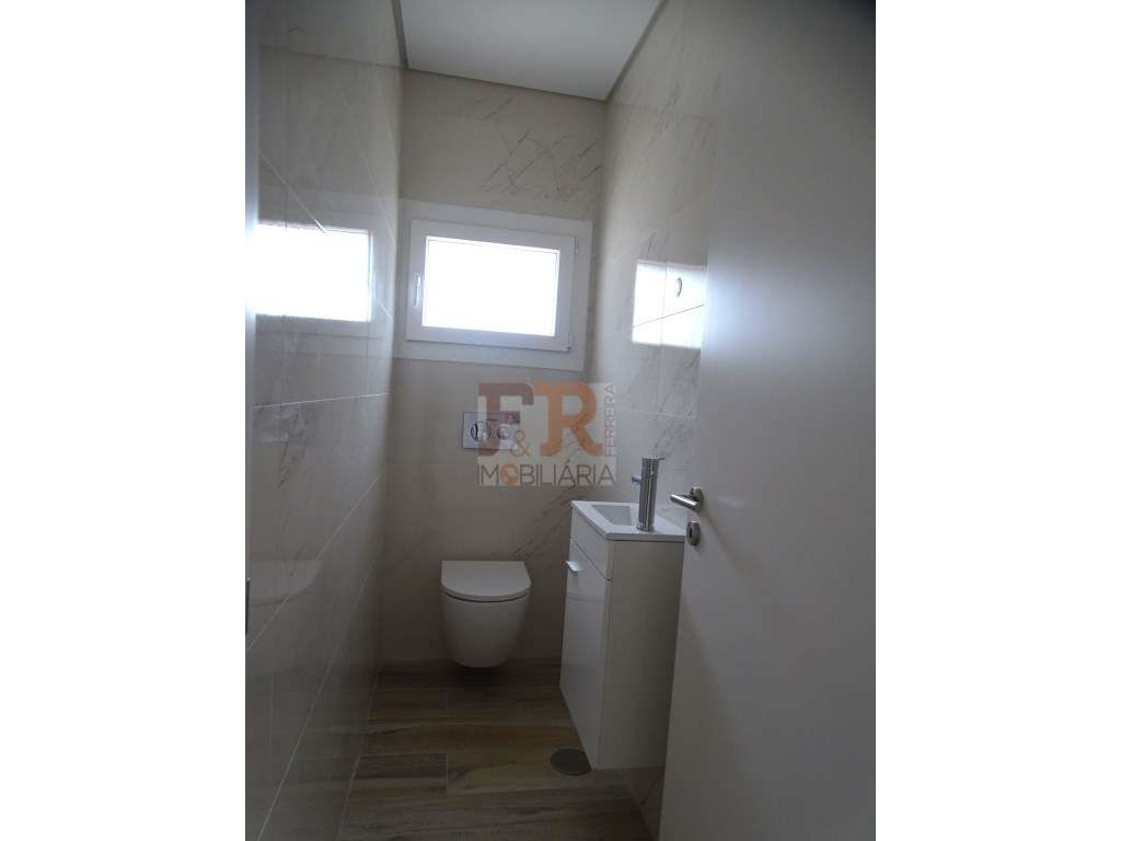 Moradias Geminada DuplexT3 com Pérgola. Pinhal do General. Fernão F...-38