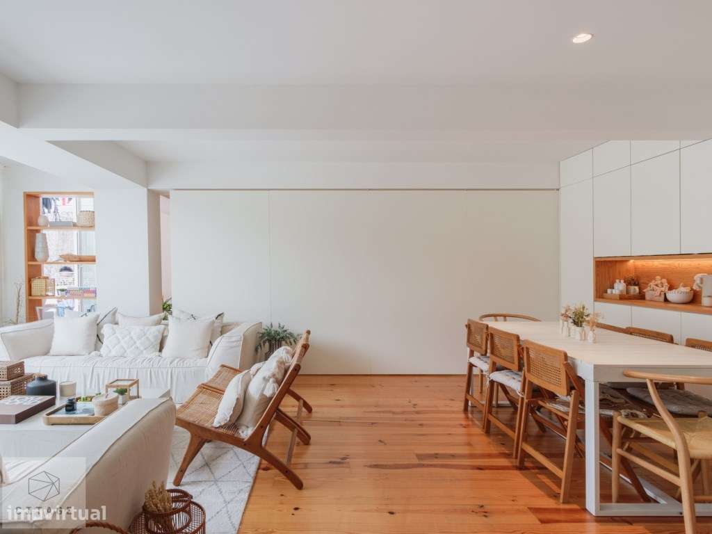 Apartamento T4 com garagem e terraço em Belem-10