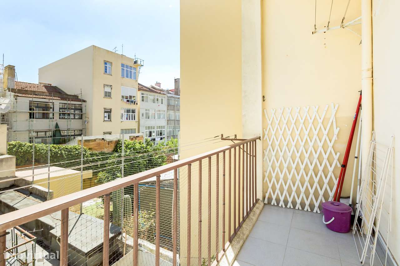 Apartamento T3 Campo de Ourique-22