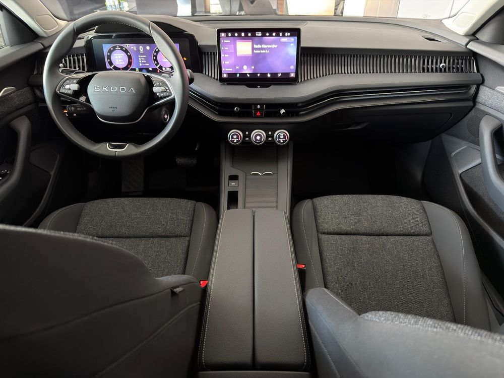 Skoda Superb Essence DSG Salon Polska FV235