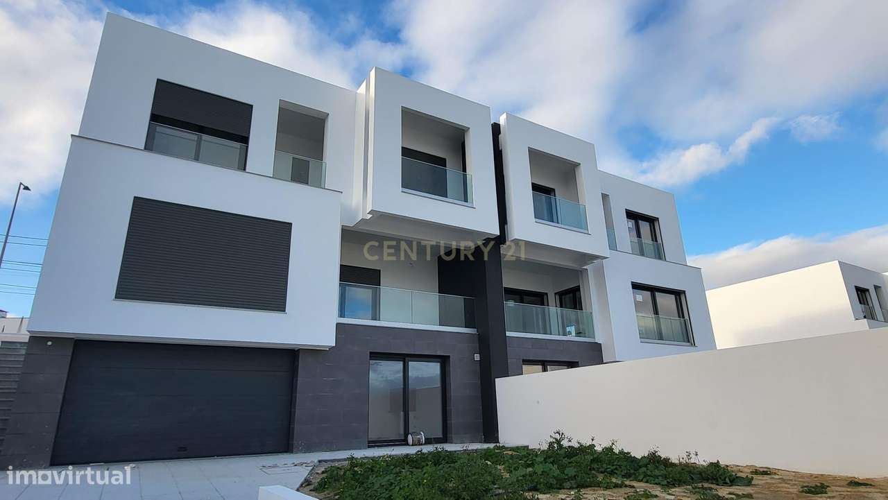 MORADIA GEMINADA | T4 | COM PISCINA | NOVA | VALE DE MILHAÇOS | CORROI - Grande imagem: 2/3