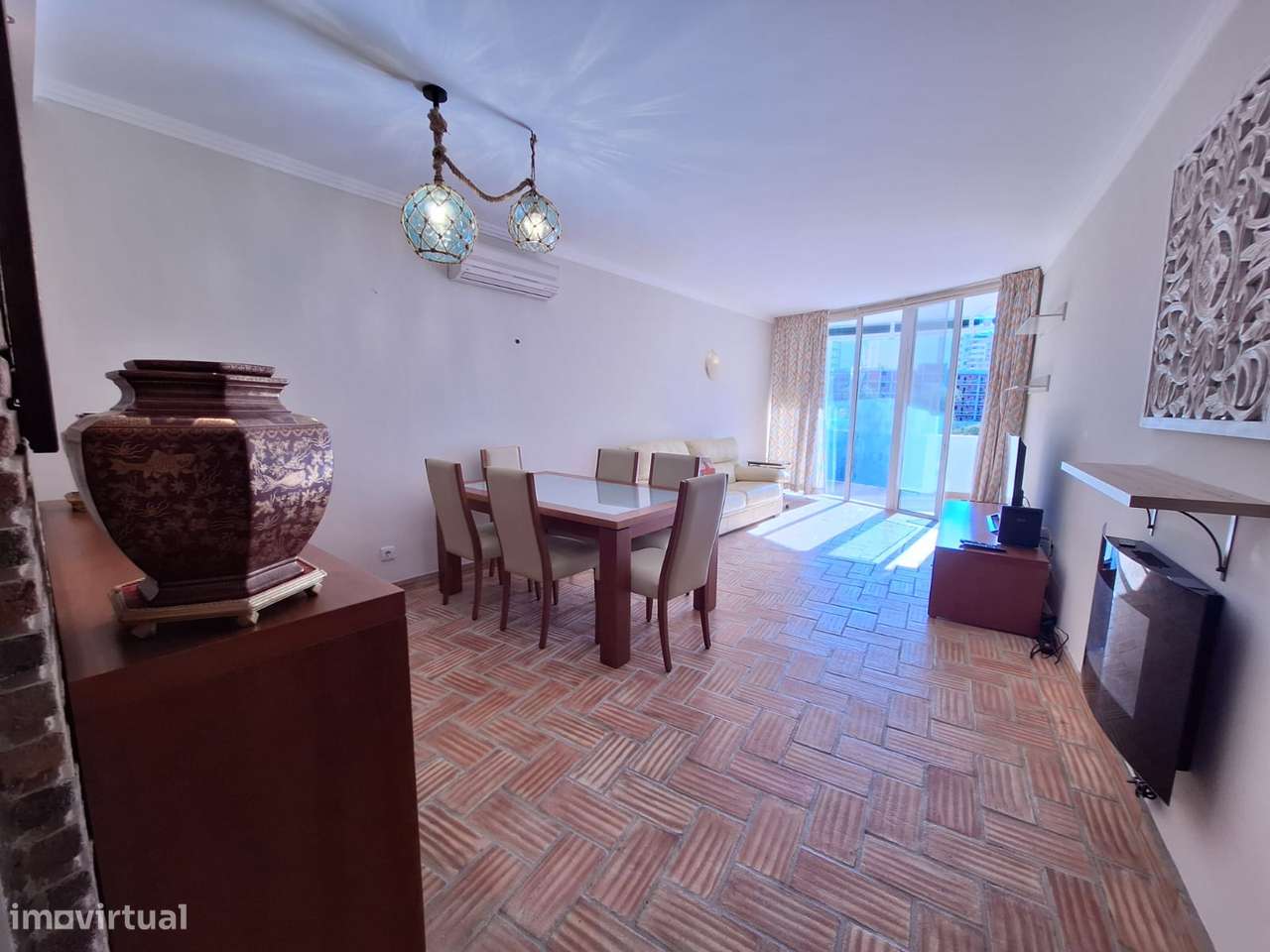 T2 com piscina, garagem e varanda em Portimão - Grande imagem: 4/12