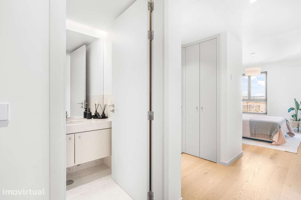 Apartamento T4 com estacionamento, Parque das Nações, Lisboa-29