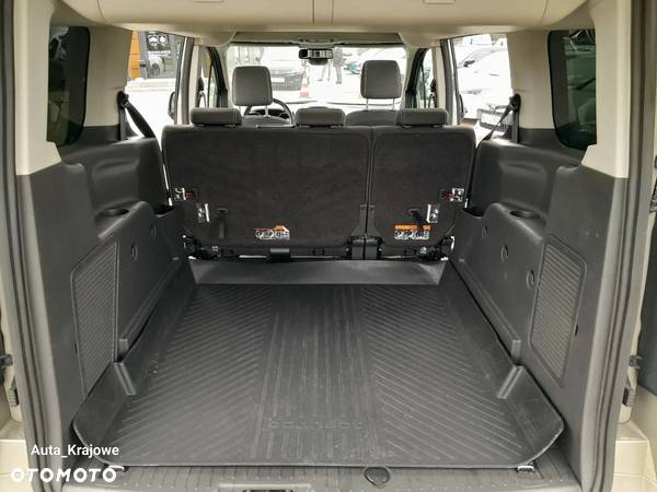 Ford Tourneo Connect Grand - 31