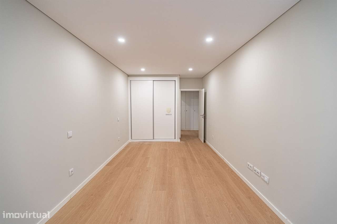 Apartamento T1 Venda em Matosinhos e Leça da Palmeira,Matosinhos - Grande imagem: 2/25