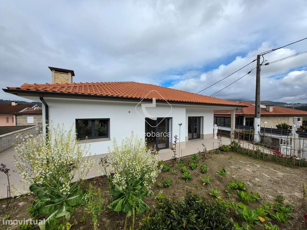 Terreno com moradia T3 em fase de construção - Grande imagem: 2/26