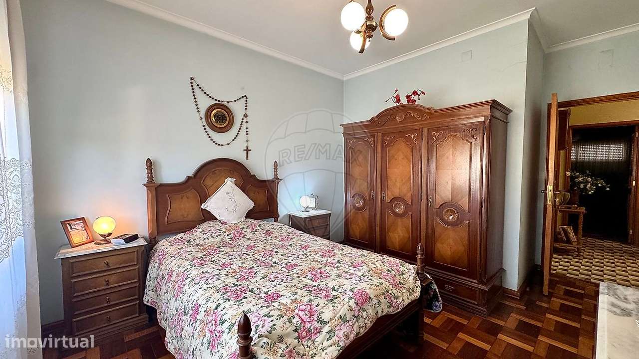 Moradia T4 para venda-26