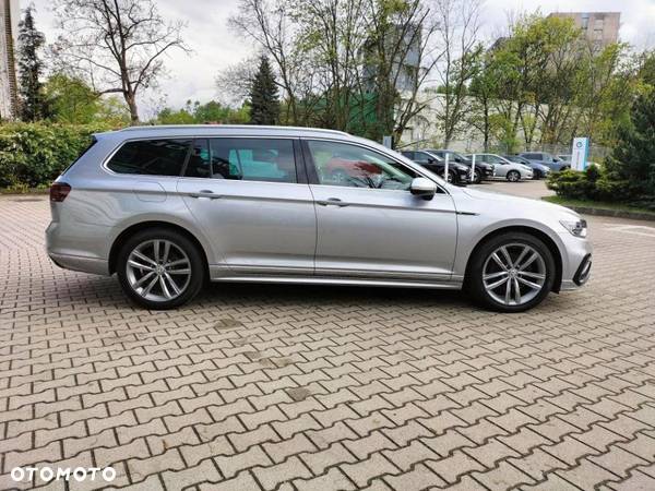 Volkswagen Passat - 5