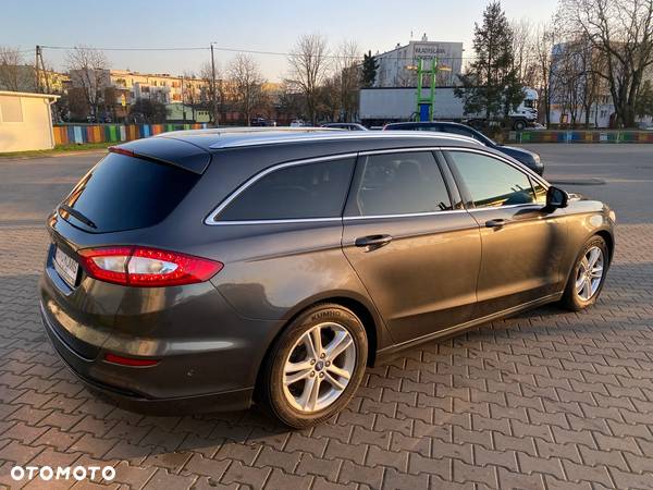 Ford Mondeo - 15